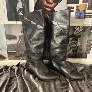 Vintage 1980s snake skin faux leather boots